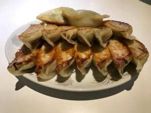 手作り鉄鍋餃子 双龍
