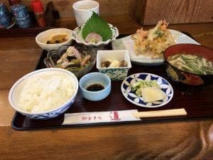 御食事処 進