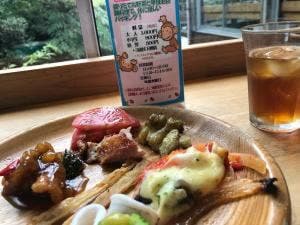 鶏と野菜のバイキングレストラン 農