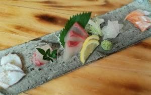 食家 かきつばた