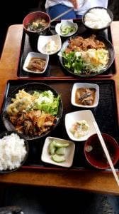そばとごはんの店 ともえ