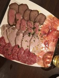 肉とワイン、時々パエリア。ジャンラフィット 蒲田西口