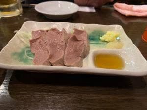 ともや