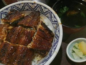 田なかや
