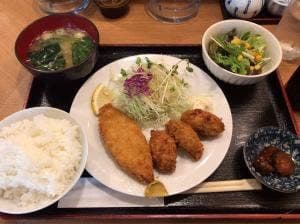 とよ八