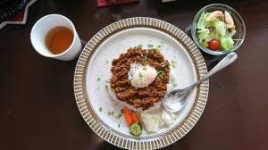 キーマカレーとチャイ なるせ堂