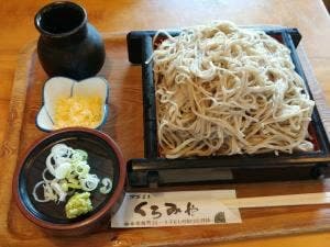 くろみやそば店
