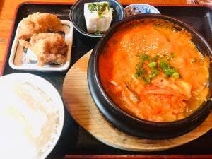うたげや