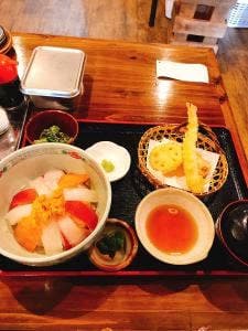 海鮮屋台 黒船