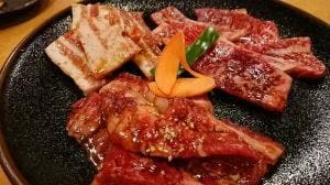 焼肉びーとん