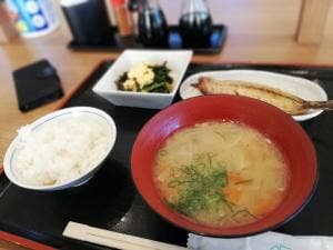 一汁三菜食堂高知インター店