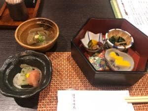 水たき料亭 博多華味鷄 博多駅前店離れ