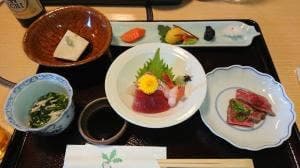 水上庭園と京懐石・焼肉・鍋料理 一心