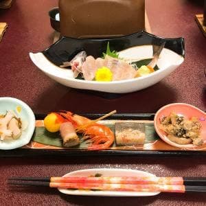 鬼怒川温泉 静寂とまごころの宿 七重八重