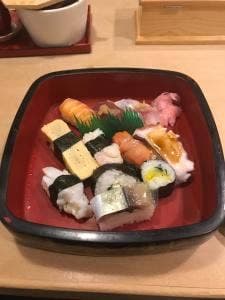 丸万寿司 OAP店