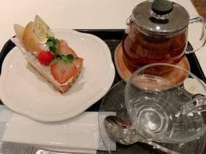ラ メゾン アンソレイユターブル アトレマルヒロ店