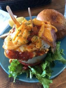 BURGERS CAFE GRILL FUKUYOSHI 与野本町店