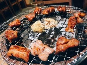 七輪炭火やきとり べんがら亭 泉店