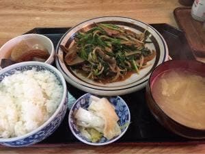 文尾食堂