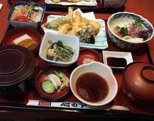 志おや 四日市本店