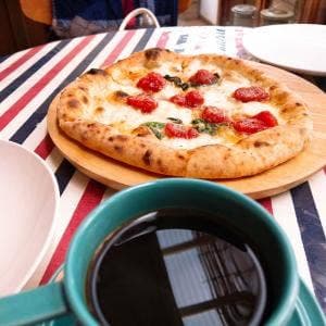 PONCHI'S PIZZA