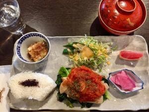 瑳蔵