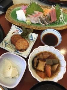 ネッピー館 レストラン 雄川