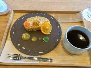 Cafe and Gallery 月と星