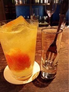 ベンチ