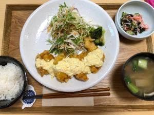 一汁三菜ダイニング HICO Cafe