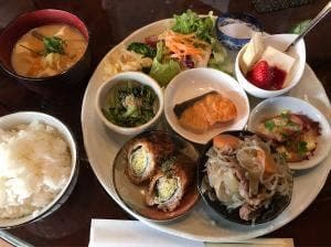 ポポロ