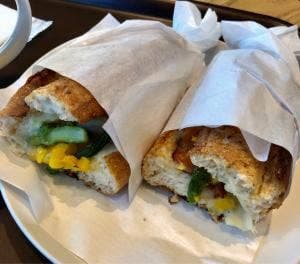 スターバックス コーヒー 半田店