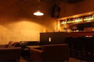 バンクス アリー