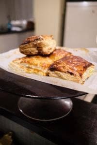 スタンド 末広