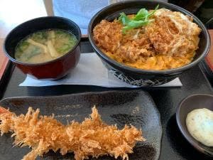 ごはん処 かつ庵 北谷店