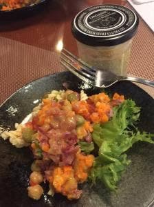 Vegan cafe Heaven's kitchen Hell's bar