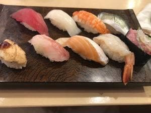 にぎりの徳兵衛 西塚店
