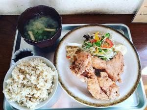 カフェ食堂ランプ 山地ファーム