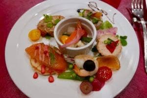 スペイン&地中海料理 ショーレストランGARLOCHI