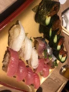 本格寿司食べ放題 きんのだし