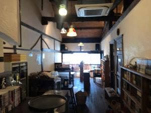 Books&Cafe 三日月と太陽