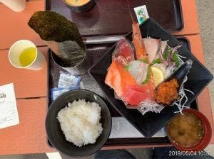 魚太郎 本店 旨いもの屋台