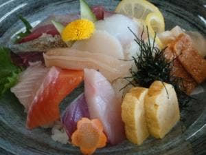 まるは本館