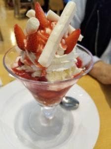 キハチカフェ 福岡三越店