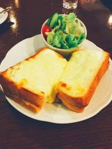 カフェ・モンク