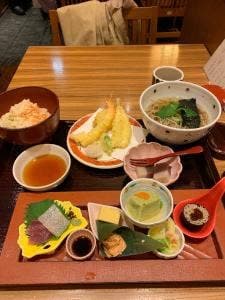 蕎麦しゃぶ総本家 浪花そば なんばダイニングメゾン店