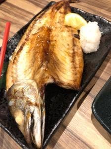 地酒と銀シャリ 一夜干し商店