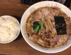 ラーメン うねり