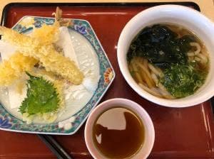 たらいうどん 山のせ 松茂店