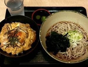 名代 箱根そば 成城学園前店